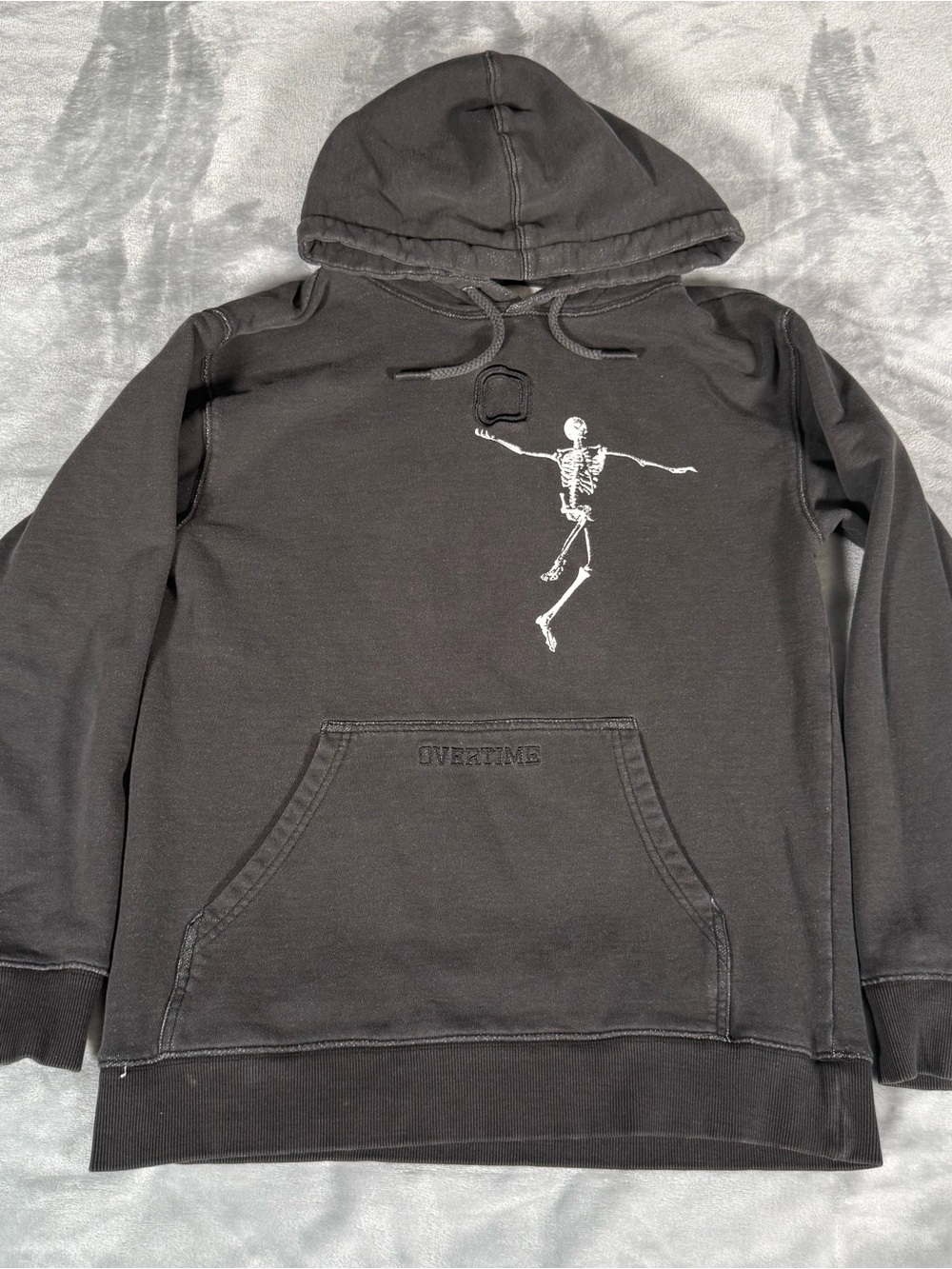 Overtime Basketball Skeleton Hoodie Mens Small Fleece Embroidered Washed Gray